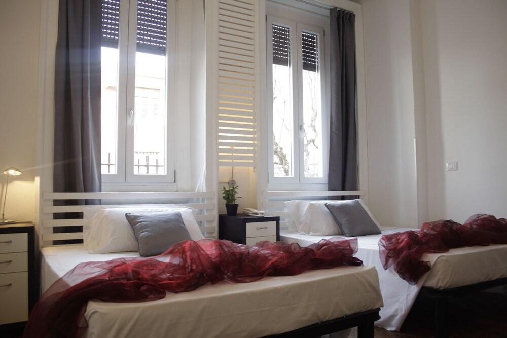 Hotel Rossovino Milano Buitenkant foto